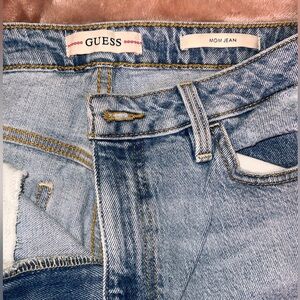 GUESS MOM JEANS